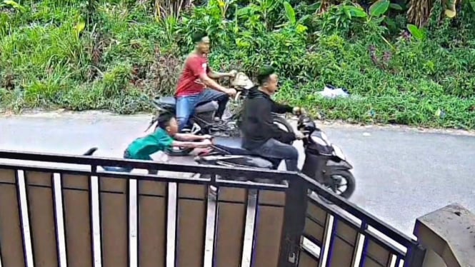 Rekaman cctv saat korban terseret
