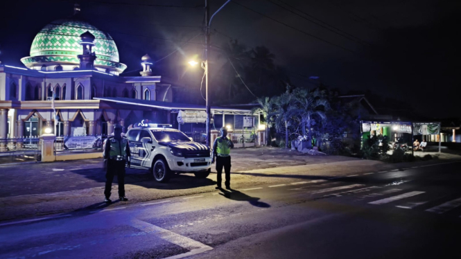 Satlantas Polres Pesawaran Gelar Patroli Blue Light