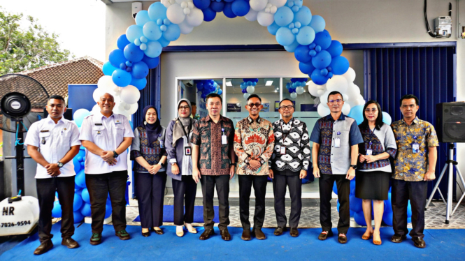 Sesi foto bersama