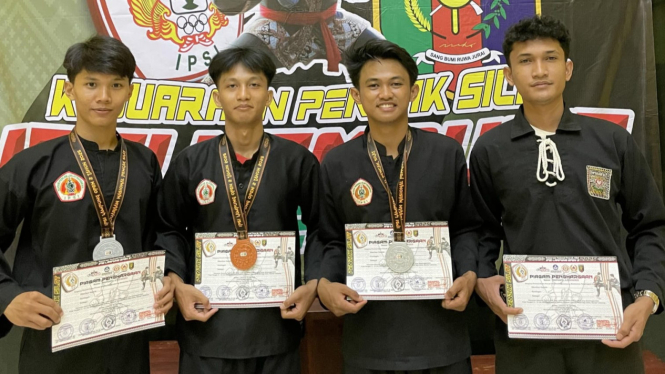 Mahasiswa UIN Lampung raih prestasi di kejuaraan Pencak Silat.