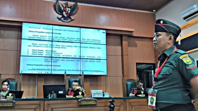 Kopral Dua (Kopda) Bazarsah saat menjalani persidangan