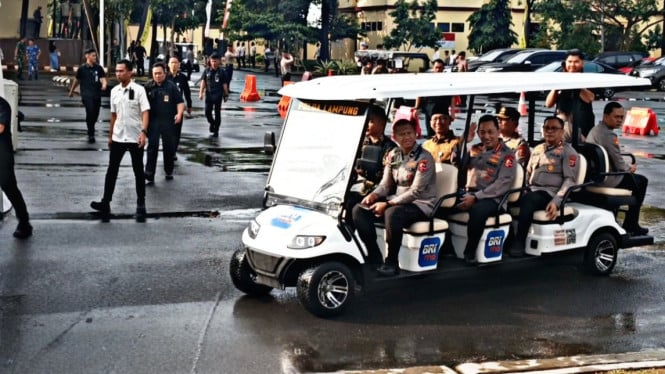 Kapolri saat tiba di Mapolda Lampung