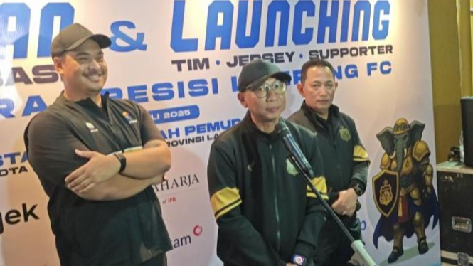 Gubernur Lampung, Rahmat Mirzani Djausal.
