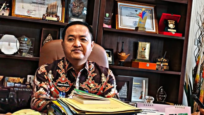 Kepala Disdikbud Lampung, Thomas Amirico