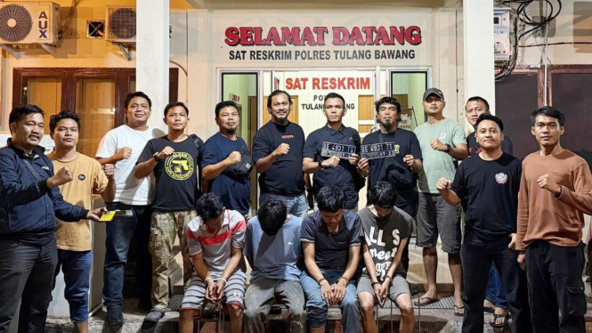 Polisi tangkap empat pelaku pencuri motor.