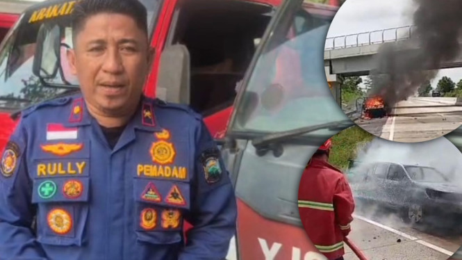 Kebakaran kendaraan di Jalan Tol Lampung ruas Bakter.