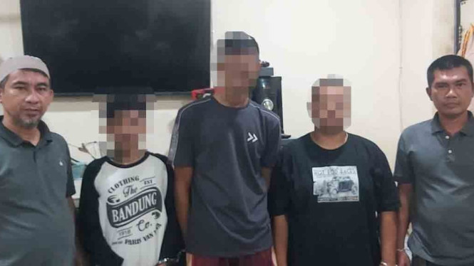 Polsek Palas amankan tiga pemuda edarkan sabu.