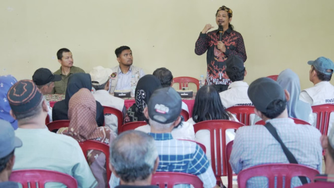 Ken Setiawan mengusulkan filsafat masuk kurikulum sekolah.