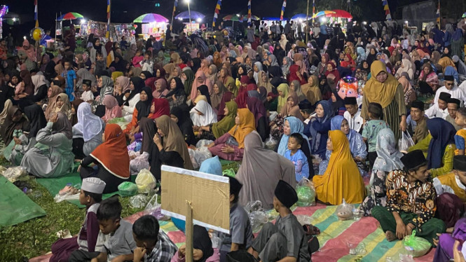 Peringatan Maulid Nabi di Tanjung Rame Merbau Mataram meriah.