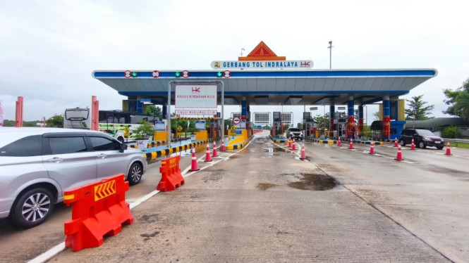 Trafik JTTS meningkat selama libur Nataru 2025-2026.