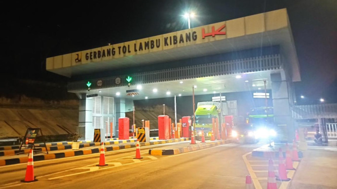 Pantauan arus kendaraan di JTTS pada libur Nataru 2025-2026.
