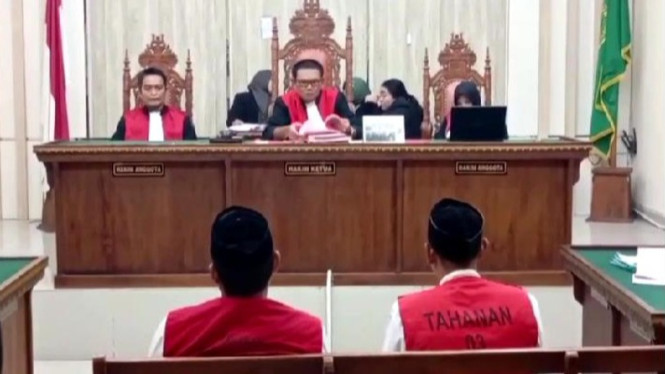 PN Tanjungkarang vonis mati dua kurir 15 kilogram sabu.