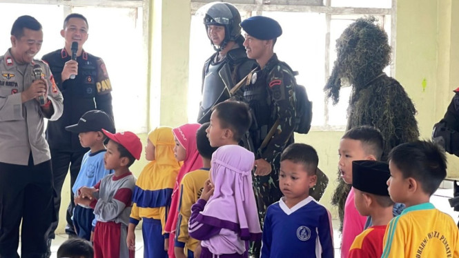 TK Se-Kecamatan Blambangan Pagar kunjungi Mako Batalyon C Pelopor