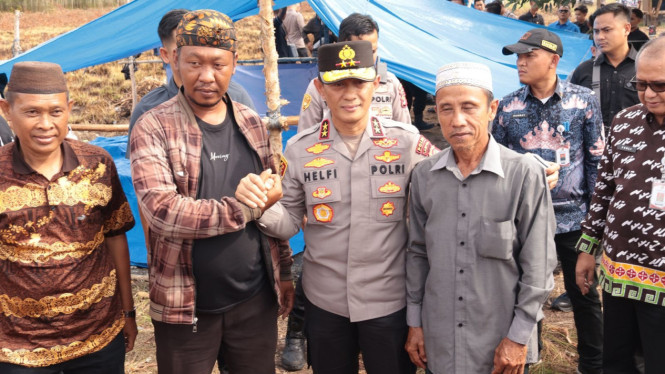 Kapolda Lampung turun redam konflik lahan Isenpatow Bonow.