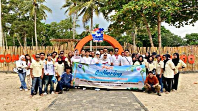 Sesi foto bersama