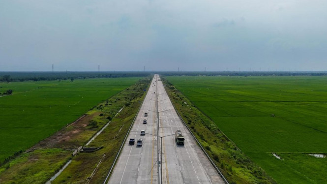 Arus lalulintas di Jalan Tol Trans Sumatera (JTTS).