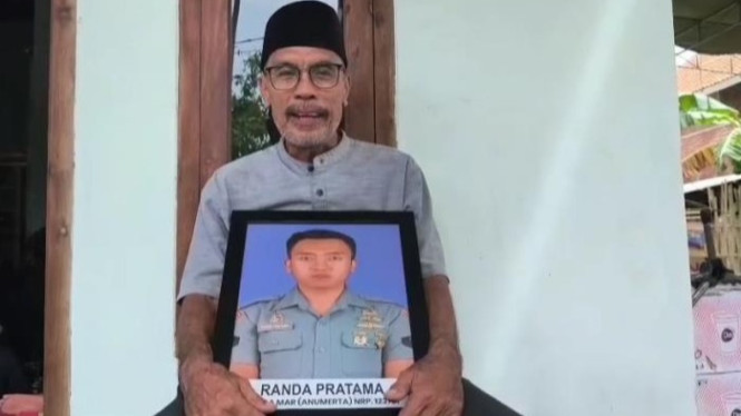 Johariyanto, ayah almarhum Kopda Mar Randa Pratama.