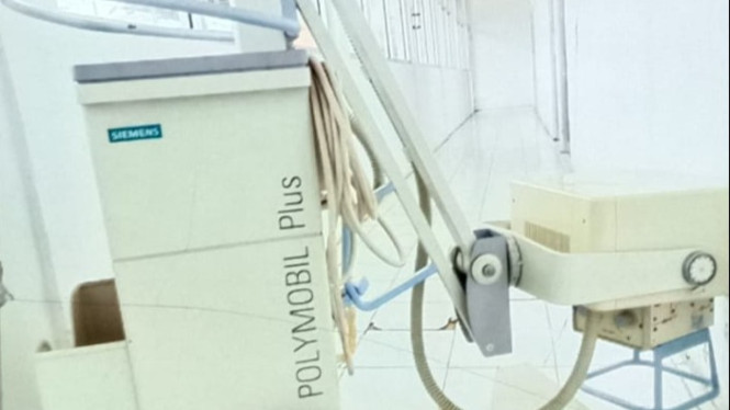 Alat kesehatan Radiologi X Polymobile plus.