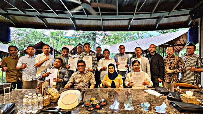 Sesi foto bersama
