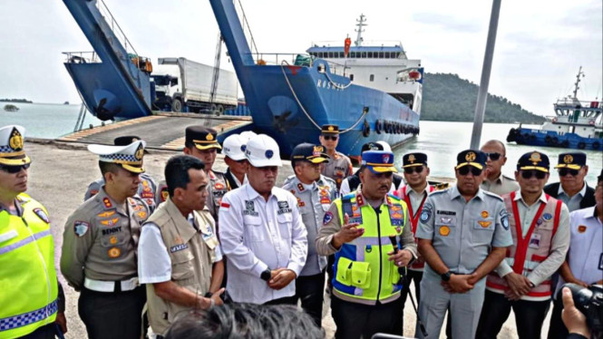 Sesi foto bersama