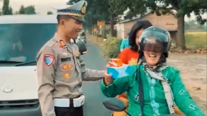 Satlantas Lampung Timur ingatkan pentingnya tertib berlalu lintas.