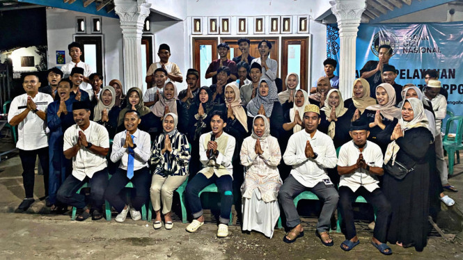 Sesi foto bersama