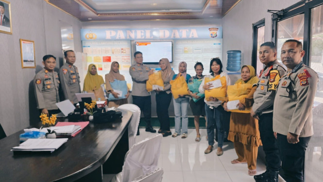 Sesi foto bersama