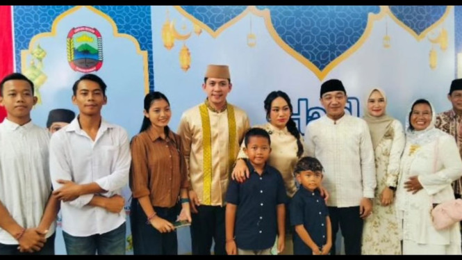 Rumah Dinas Bupati Lampung Selatan jadi rumah rakyat di Idul Fitri.