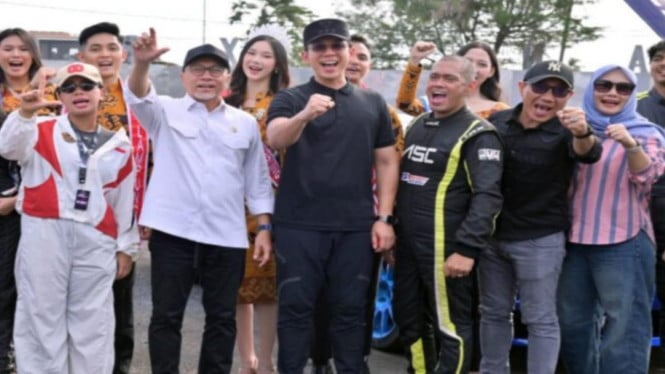 Buka IDS Sumatra 2026, Menko Zulhas Acungi Jempol Bupati Lampung ...