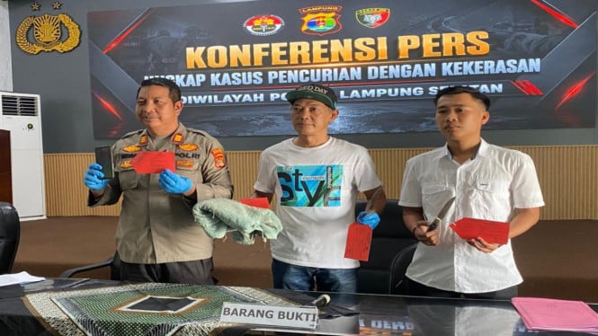 Polres Lampung Selatan ringkus eksekutor curas rumah kos di Perum Ragom II.