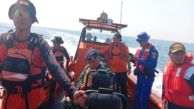 Hari Ketiga Operasi SAR, Pencarian Penumpang KMP Batumandi Diperluas 12 Mil hingga Pulau Sebesi