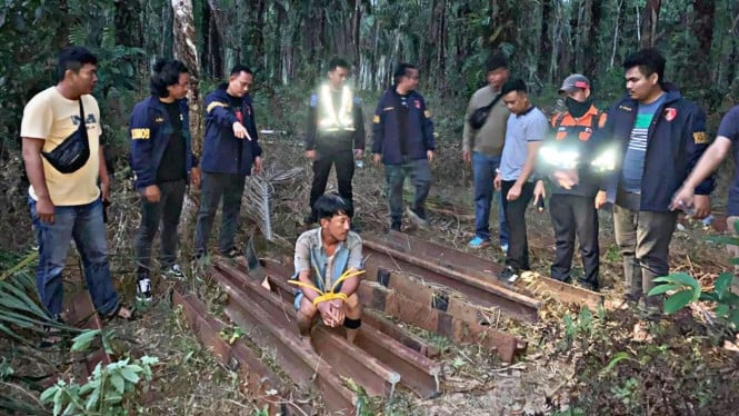 Pelaku saat diamankan