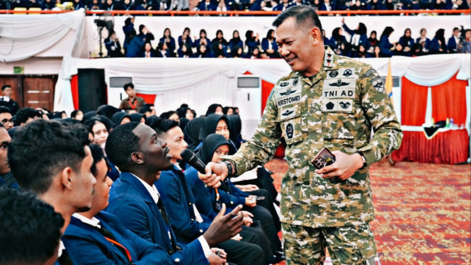 Pangdam XXI/Radin Inten Mayjen TNI Kristomei Sianturi