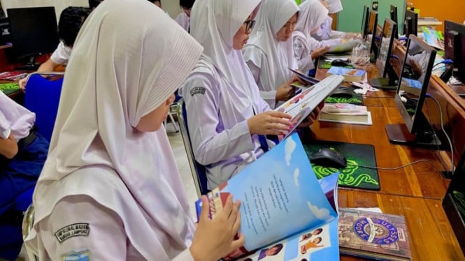 RELIMA Perpusnas RI dan SMP Global Madani Hadirkan 'KLINIK ABI'