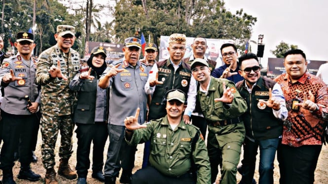 Sesi foto bersama