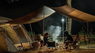5 Tempat Camping di Jawa Barat yang Gak Perlu Trekking, Dekat dari Parkiran