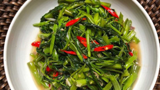 Resep Tumis Kangkung Ala Warung Makan, Dijamin Bikin Lahap!