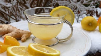 Minum Lemon Water & Chia Seed Sebelum Makan, Benarkah Bisa Bikin Cepat Kurus?