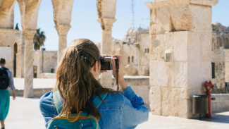 10 Hal Penting yang Wajib Dibawa saat Solo Traveling