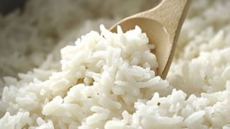 7 Kebiasaan Sepele yang Bikin Nasi Cepat Basi di Magic Jar, Nomor 3 Paling Sering Terjadi!