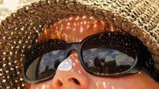 5 Sunscreen Ringan yang Nggak Bikin Lengket di Kantor