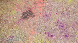 Karpet Terkena Tinta? Ini 6 Cara Membersihkannya Tanpa Merusak Serat dan Warna