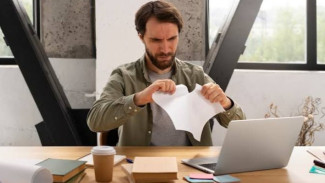 Quiet Firing, Taktik Halus Perusahaan Menyingkirkan Karyawan Tanpa Memecatnya!