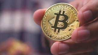 Bitcoin Tembus Rp1,9 Miliar, Saatnya Investasi? Simak Analisis dan Risikonya Di Sini!