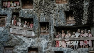 Fakta Patung Tau Tau Penjaga Makam Suku Toraja, Ternyata Bukan Buat Voodoo