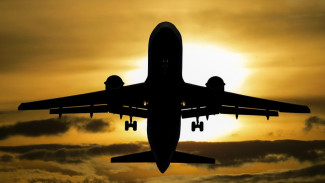 Mengapa Penerbangan Malam adalah Pilihan Terbaik untuk Perjalanan Jauh