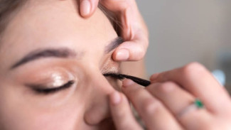5 Eyeliner Terpopuler di 2025: Cocok Dipakai Buat Pemula