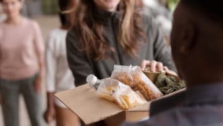 Cerita Penyitas Autoimun, Afifah Luthfiyyah Bangkit Lewat Usaha Makanan