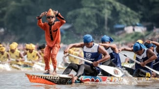 Pacu Jalur Jadi Sorotan Dunia, Inilah 4 Festival Perahu Dayung Terkenal Milik Indonesia