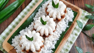 Kue Dongkal Khas Betawi Hampir Punah, Anak Muda Harus Tahu Resepnya!
